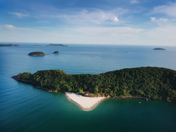 Ilha dos Porcos: Quer fugir do agito e curtir a natureza? Essa ilha é o seu destino.