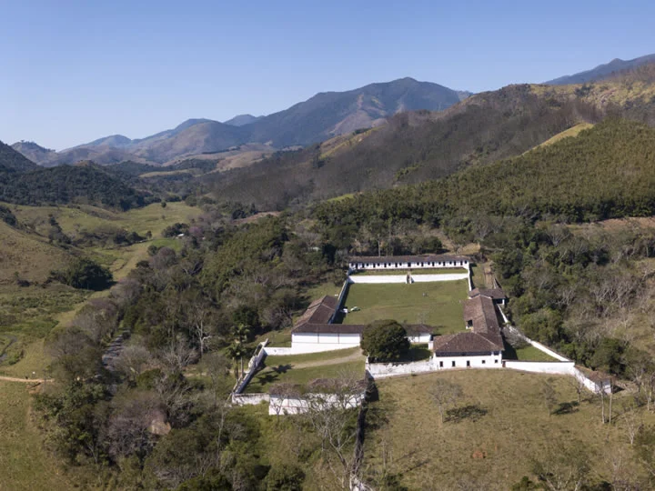 Vista aérea da Fazenda Pau D'Alho (1817), São José do Barreiro