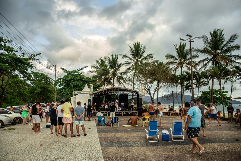 Por do Som – Deck da Orla do Massaguaçu - 21/01 – Marina Pereira (Forró e Pop)