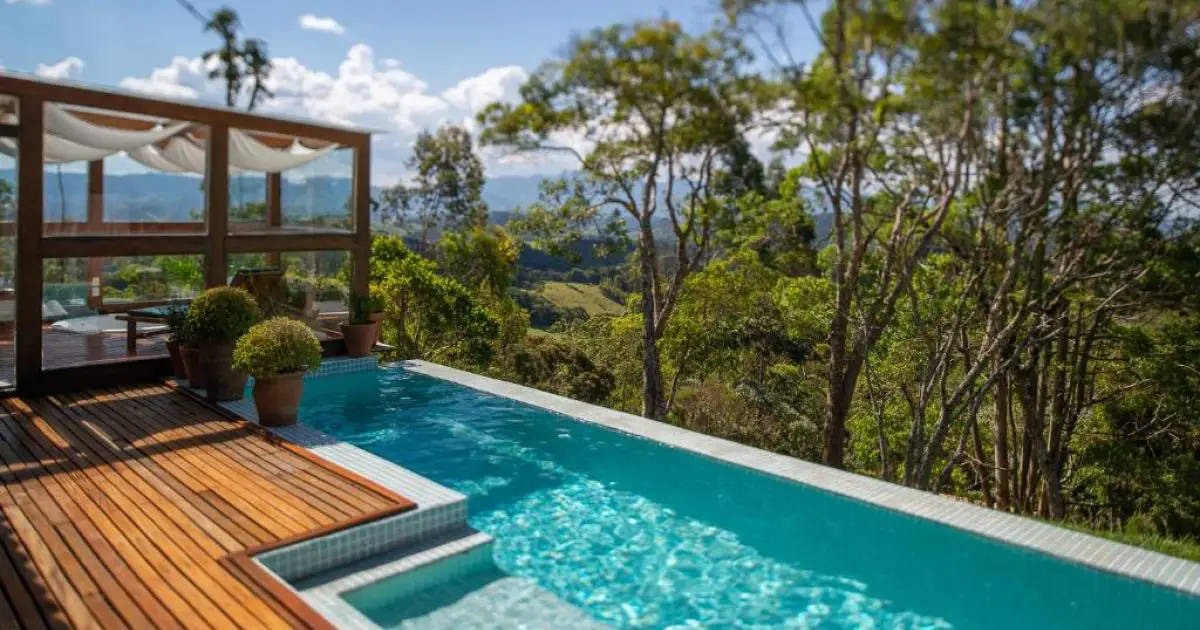 Imagem de capa: Esse destino na Serra da Mantiqueira é refúgio dos sonhos para casais